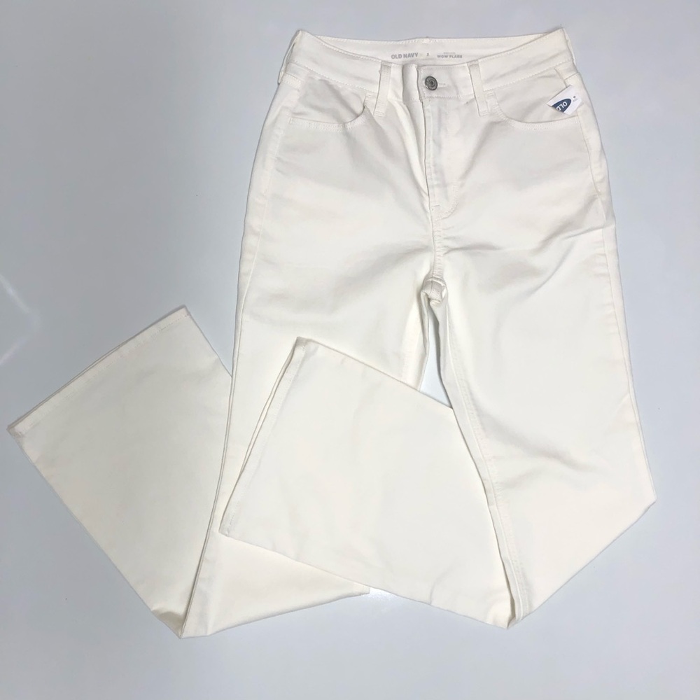Old Navy WOW Flare High Rise White Jeans Size 2